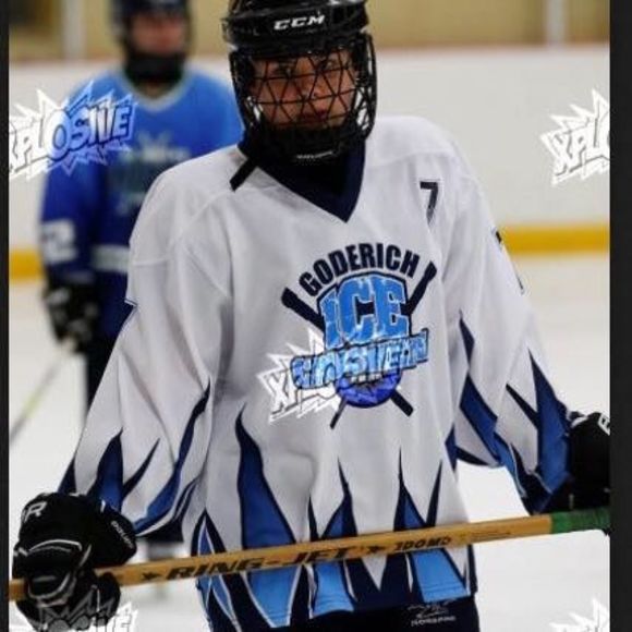 Meet your Posher, Ruby - Picture 1 of 1